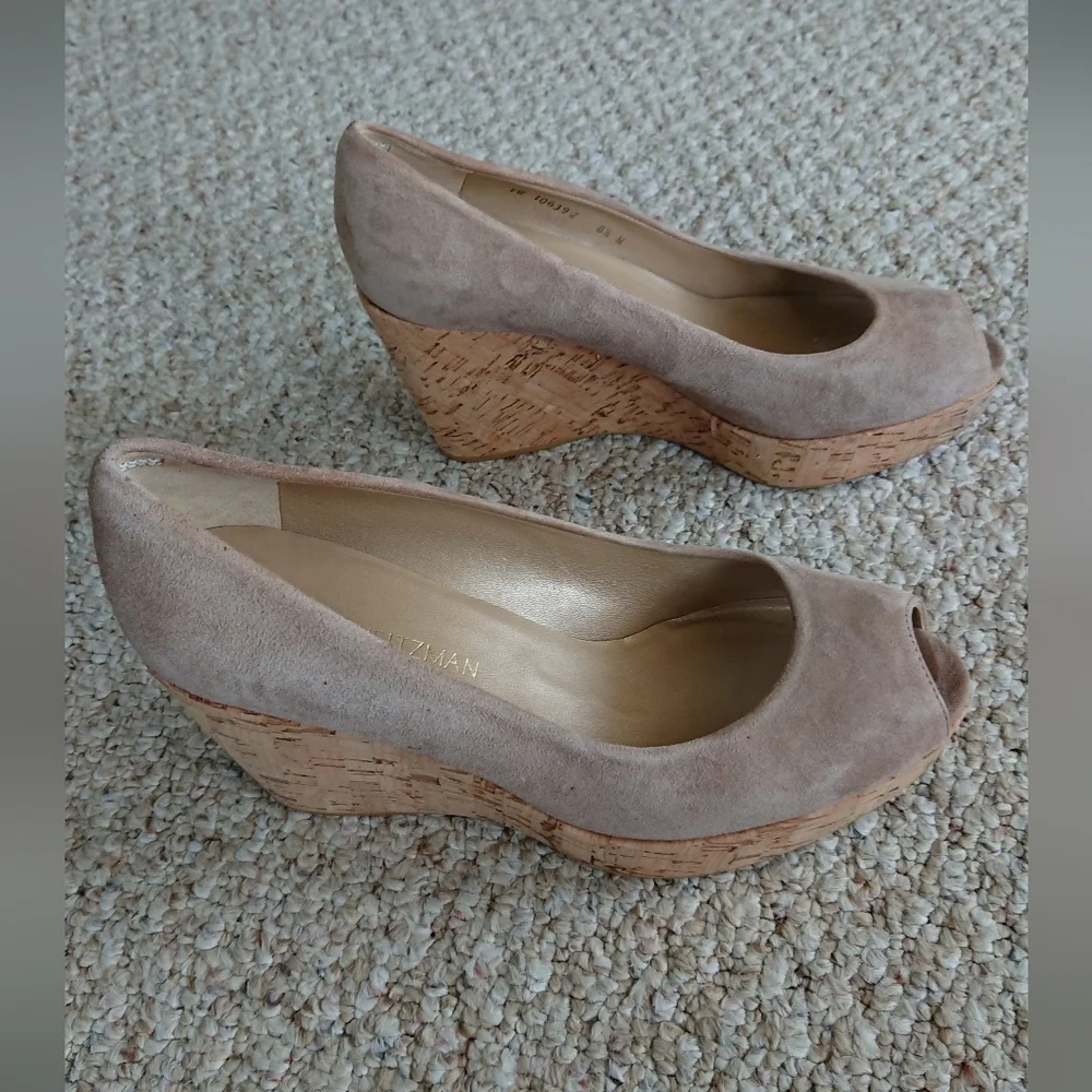 Stuart Weitzman Anna peep-toe wedge Wedge Platform Sandals in taupe 8.5 M